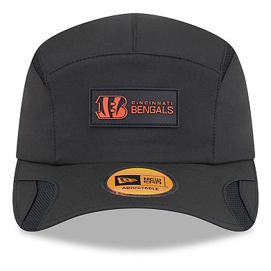 Men's New Era Black Cincinnati Bengals 2025 Sideline Runner Adjustable Hat