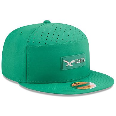 Men's New Era Kelly Green Philadelphia Eagles 2025 Sideline Throwback Split Panel 9FIFTY Snapback Hat