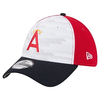Men's New Era Red/Navy Los Angeles Angels 2025 MLB Clubhouse 39THIRTY Flex Hat