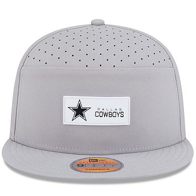 Men's New Era Gray Dallas Cowboys 2025 Sideline Split Panel 9FIFTY Snapback Hat