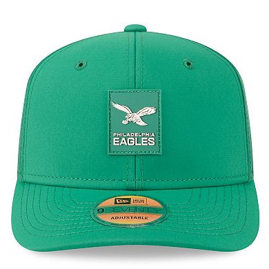 Men's New Era Kelly Green Philadelphia Eagles 2025 Sideline Throwback 9SEVENTY Trucker Adjustable Hat