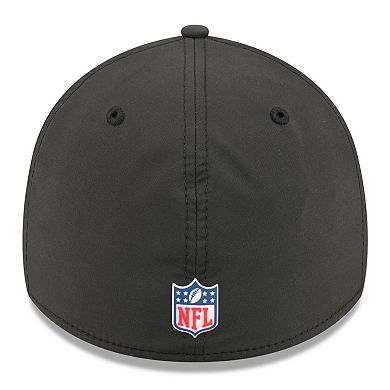 Men's New Era Black Atlanta Falcons 2025 Sideline 39THIRTY Flex Hat