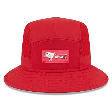 Men's New Era Red Tampa Bay Buccaneers 2025 Sideline Bucket Hat