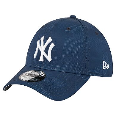 Men's New Era Navy New York Yankees Tonal Camo 39THIRTY Flex Hat