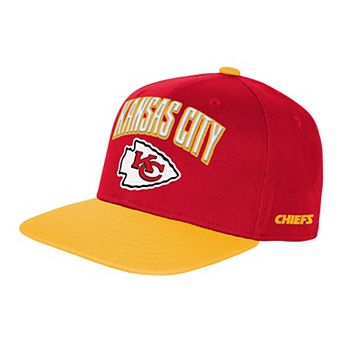 Youth Outerstuff Red Kansas City Chiefs Essentials Adjustable Hat
