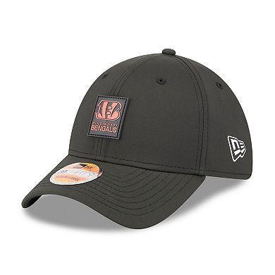 Men's New Era Black Cincinnati Bengals 2025 Sideline 39THIRTY Flex Hat