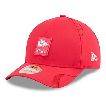 Youth New Era Red Kansas City Chiefs 2025 Sideline 9FORTY Adjustable Hat