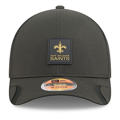 Youth New Era Black New Orleans Saints 2025 Sideline 9FORTY Adjustable Hat