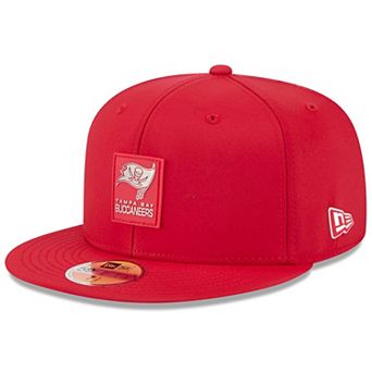 Men's New Era Red Tampa Bay Buccaneers 2025 Sideline 59FIFTY Fitted Hat