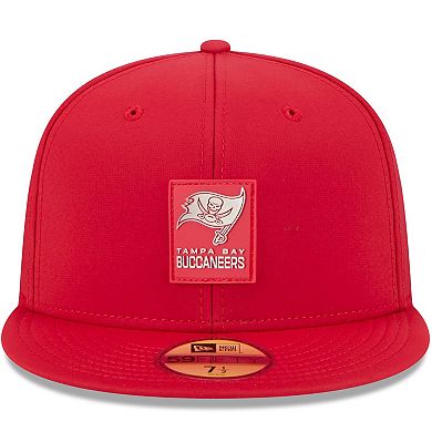 Men's New Era Red Tampa Bay Buccaneers 2025 Sideline 59FIFTY Fitted Hat