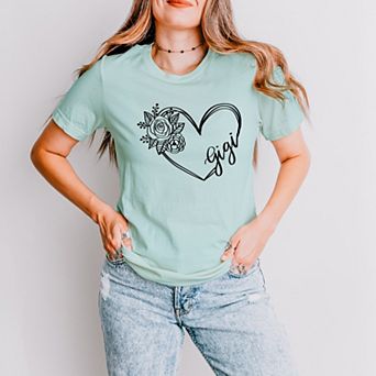 Simply Sage Market Gigi Heart Outline Short Sleeve Tee