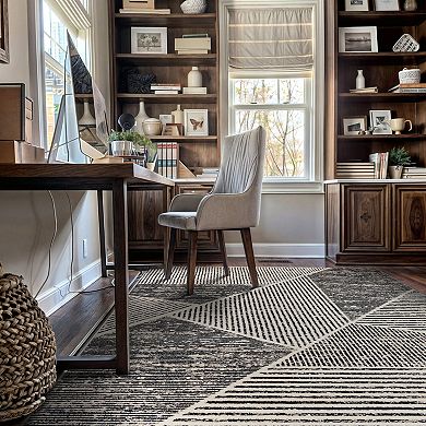 World Rug Gallery Contemporary Distressed Geometric Rug
