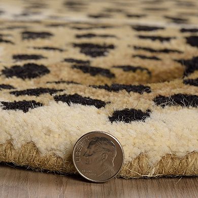 Linon Jungle Cheetah Shaped Rug