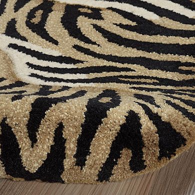 Linon Jungle Tiger Shaped Rug