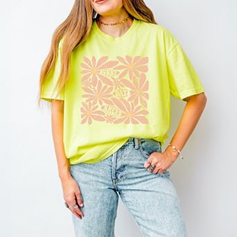 Simply Sage Market Sunny Days Ahead Daisies Garment Dyed Tee