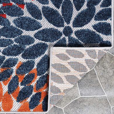 SUPERIOR Hydrangea Floral Medallion Indoor/Outdoor Rug