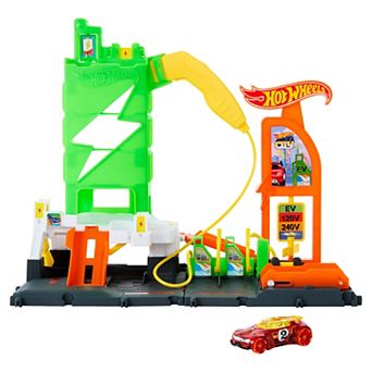Mattel Hot Wheels City Super Recharge Fuel Station with Toy Car