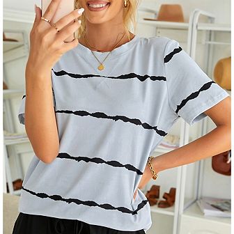 Women's Loose Casual Tunic Tee Shirt - Stylish Top With Side Split