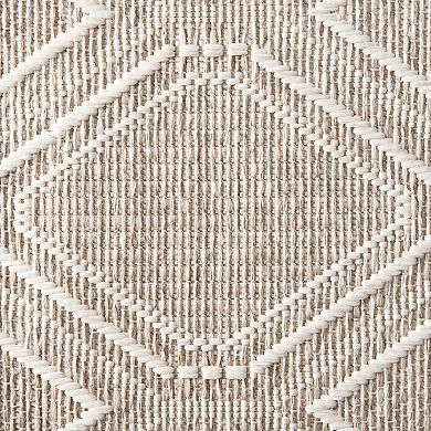 Nicole Miller Corin Diamond UV Fade Resistant Indoor / Outdoor Rug