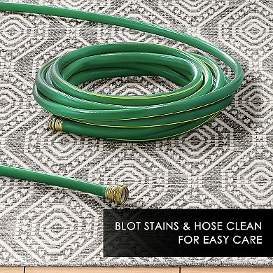 Nicole Miller Corin Ogee UV Fade Resistant Indoor / Outdoor Rug