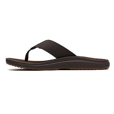 Clarks® Cloudsteppers Breeze Men's Cushioned Thong Flip Flop Sandals
