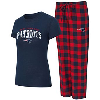 Women's Concepts Sport New England Patriots Avondale T-Shirt & Pants Flannel PJ Set
