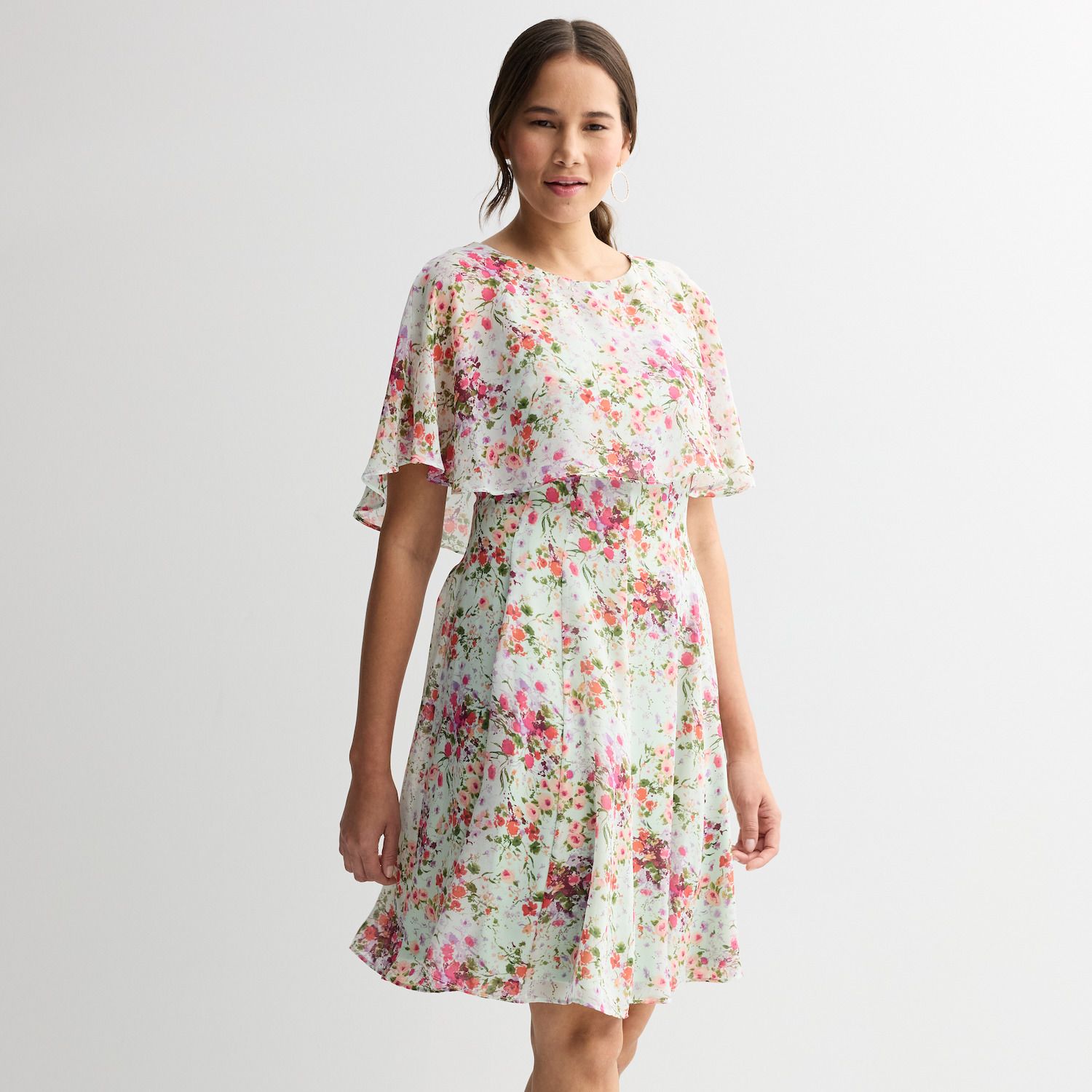 Женские платья Maison Tara Floral Print Chiffon Capelet Fit & Flare Dress
