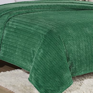 Chevron Braided Stylish Soft Comfortable and Lightweight Blanket