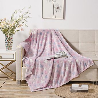 Pink Hearts Soft & Cozy Glow In The Dark Throw Blanket
