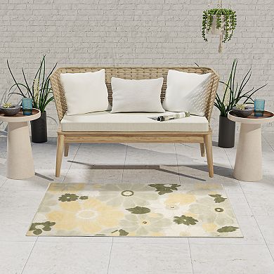 Nourison Aloha Floral Bloom Indoor / Outdoor Area Rug