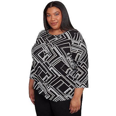 Plus Size Alfred Dunner Geometric Textured Top with Necklace