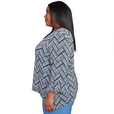 Plus Size Alfred Dunner Chevron Textured Knit Top with Necklace