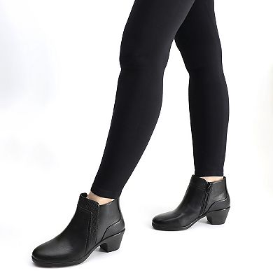 Easy Street Langley Women's Ankle Boots