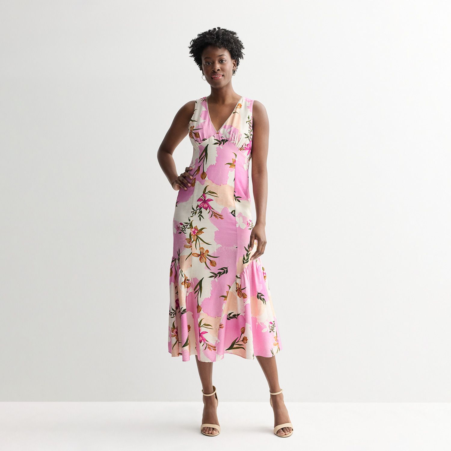 Женские платья Taylor Floral V-Neck Fit & Flare Dress