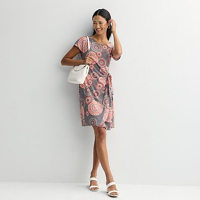 Petite Robbie Bee Medallion Print Sarong Dress