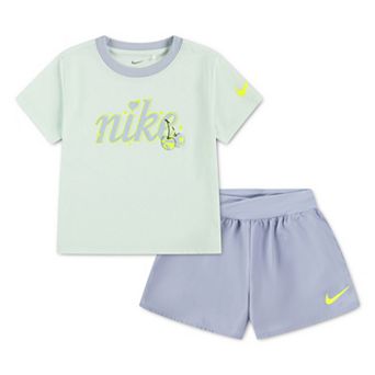 Baby Toddler & Little Girls 12 months - 6x Girls Nike Short Sleeve T-shirt & Dri-FIT Crossover Shorts 2 pc Set