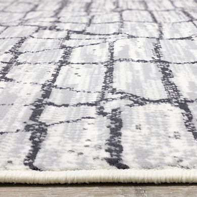 Functional Style Grey Black Faded Diamonds Rug, 4'7" x 6'7"