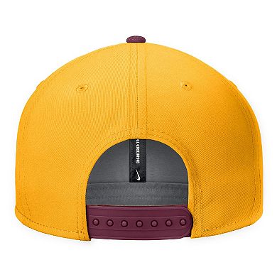 Men's Nike Gold Minnesota Golden Gophers Vintage Script Pro Dri-FIT Snapback Hat