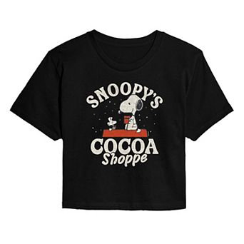 Juniors' Peanuts Snoopy's Cocoa Shoppe Christmas Cropped Graphic Tee