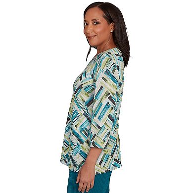 Petite Alfred Dunner Detailed V-Neck Brushstroke Top