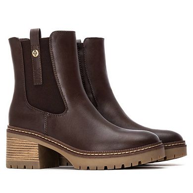 Women's Chelsea Booties By XTI 144456