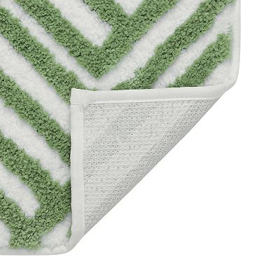 VCNY Home Geometric Lines Tufted Bathroom Rug