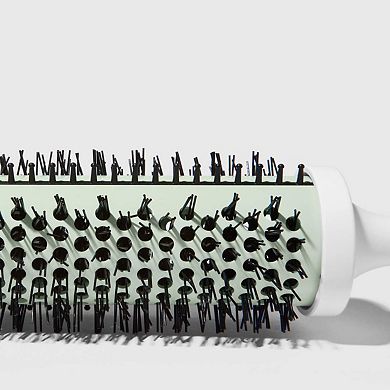 It's Giving Body Medium Hot Thermal Round Brush