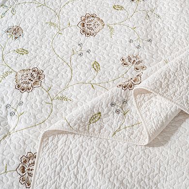 Floral Embroidered Cotton Quilt Set, Soft Prewashed 3 Piece Bedding for a Cozy, Classic Bedroom