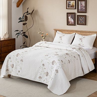 Floral Embroidered Cotton Quilt Set, Soft Prewashed 3 Piece Bedding for a Cozy, Classic Bedroom