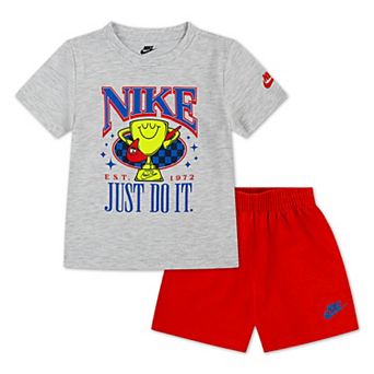 Baby & Toddler Boys Nike Trophy "Just Do It." T-shirt & Shorts 2 pc Set