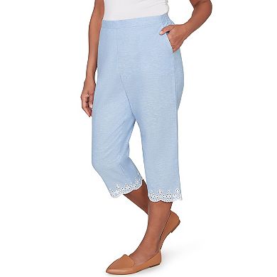 Petite Alfred Dunner Eyelet Embroidered Cuff Capri Pants