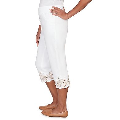 Petite Alfred Dunner Leaf Cut Out Super Stretch Denim Capris