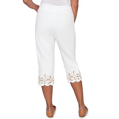 Petite Alfred Dunner Leaf Cut Out Super Stretch Denim Capris