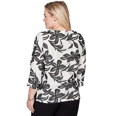 Petite Alfred Dunner Embroidered Flower Top with Necklace